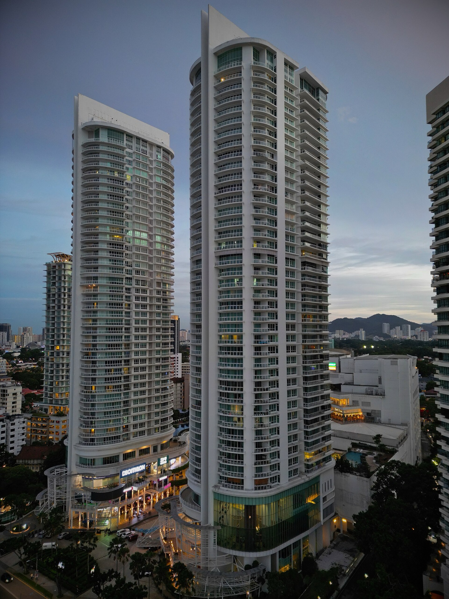 Gurney Paragon